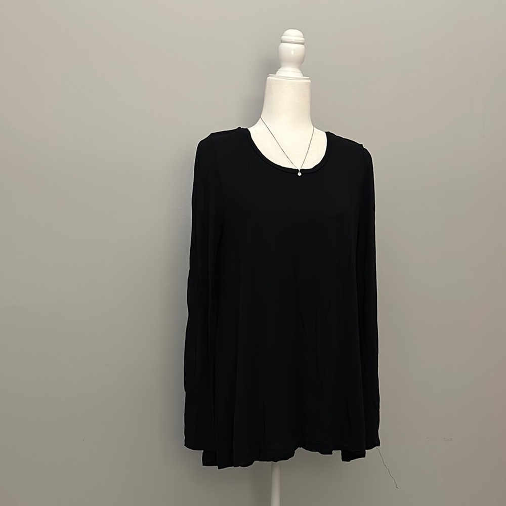 Black Long Sleeve Tee